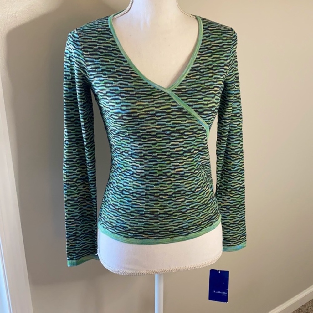 Vintage • JH Collectibles 90s V Neck Top